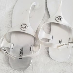 MK JELLY THONGS